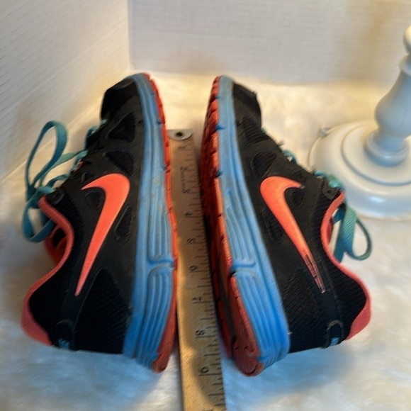 Nike Revolution 2 Sneakers, Size 6.5 Womens - Picture 4 of 8